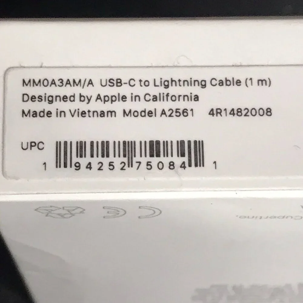 apple usb-c to lightning cable A2561